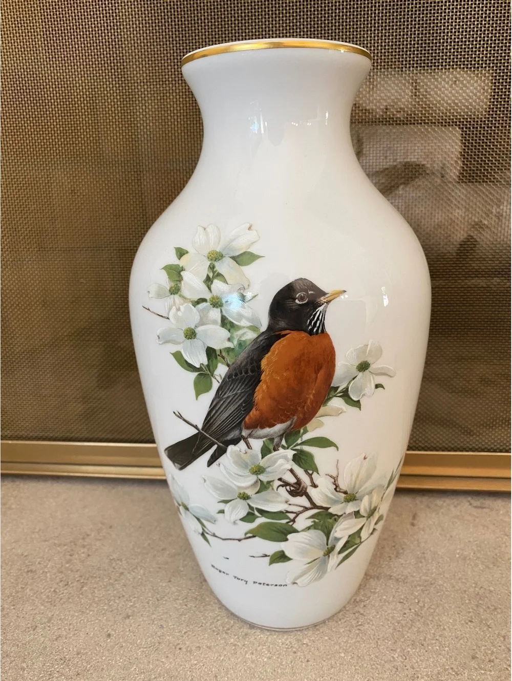 Kaiser W. Germany vase- the Danbury Mint #3783 Robin by Roger Tory Peterson vtg